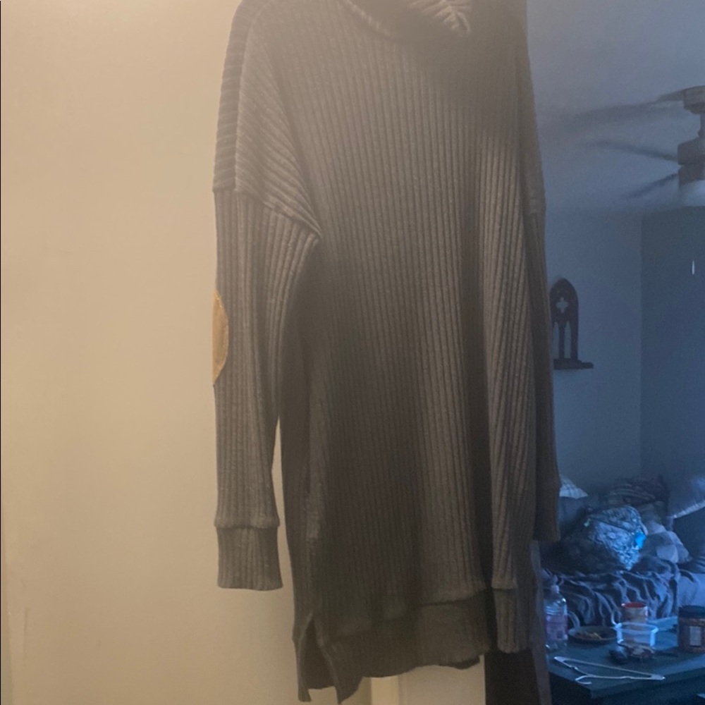 Women's Gray Ribbed Sweater